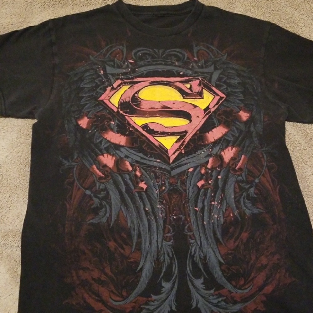 Graphic tee